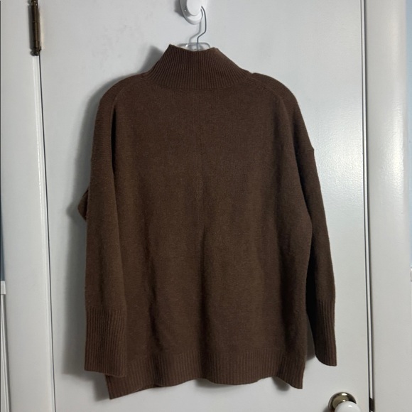 Skull Cashmere 100% Cashmere Longline Brown Pocket Front Sweater Size Small - Picture 5 of 7